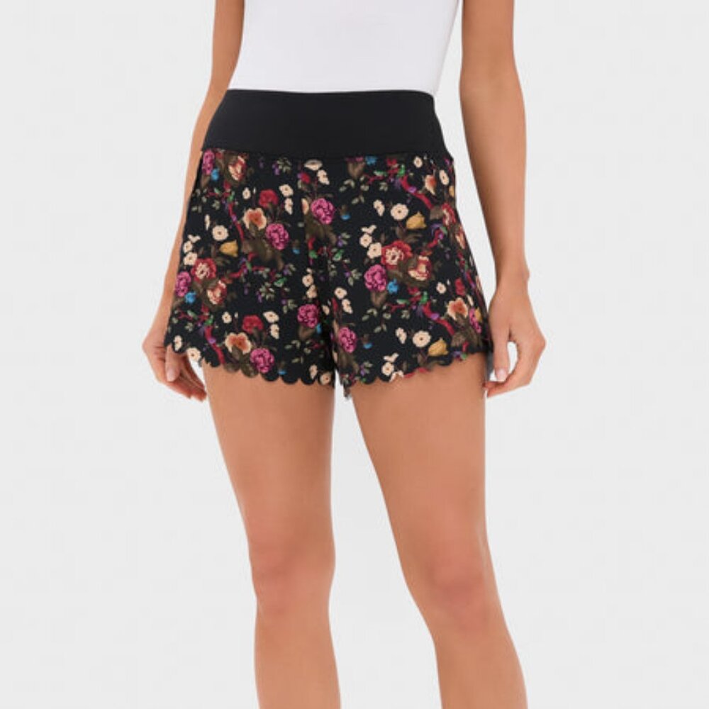 Tuckernuck Women’s Baroque Floral Scallop Marisa Performance Shorts – Small